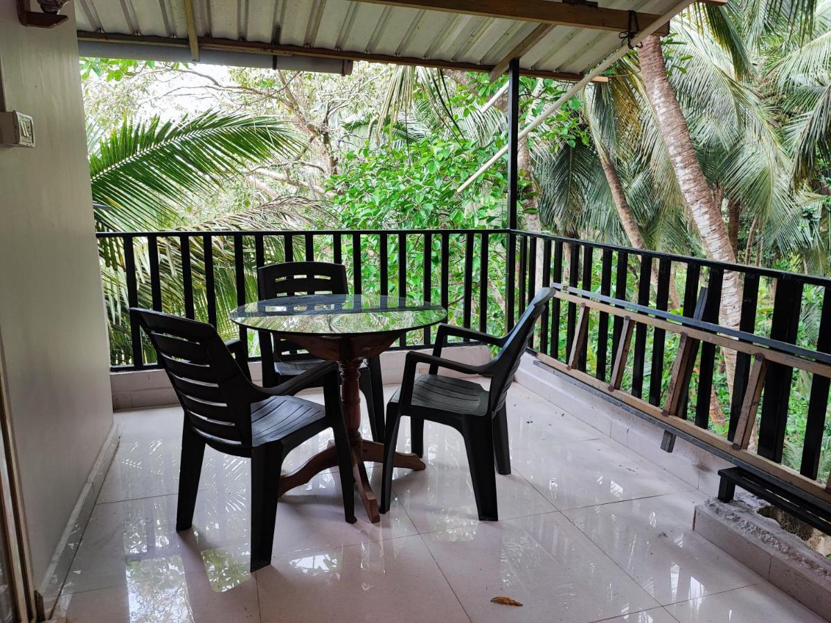 Shivam Bnb Mandrem Buitenkant foto